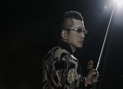 石田泰尚（いしだやすなお）の画像