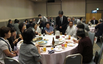 宴席のもようの画像