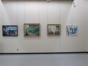 ダイナミックな絵画も出品されています。の画像