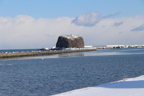 帽子岩の画像