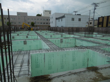 基礎型枠の脱型の写真1