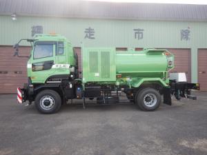 融雪剤散布車（画像）