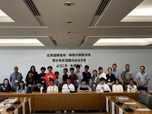 糸満市長表敬での集合写真