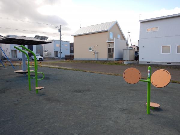 サン潮見公園健康器具